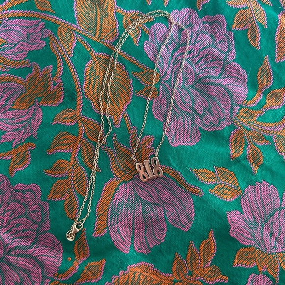 14k Gold 818 Necklace - Picture 2 of 4